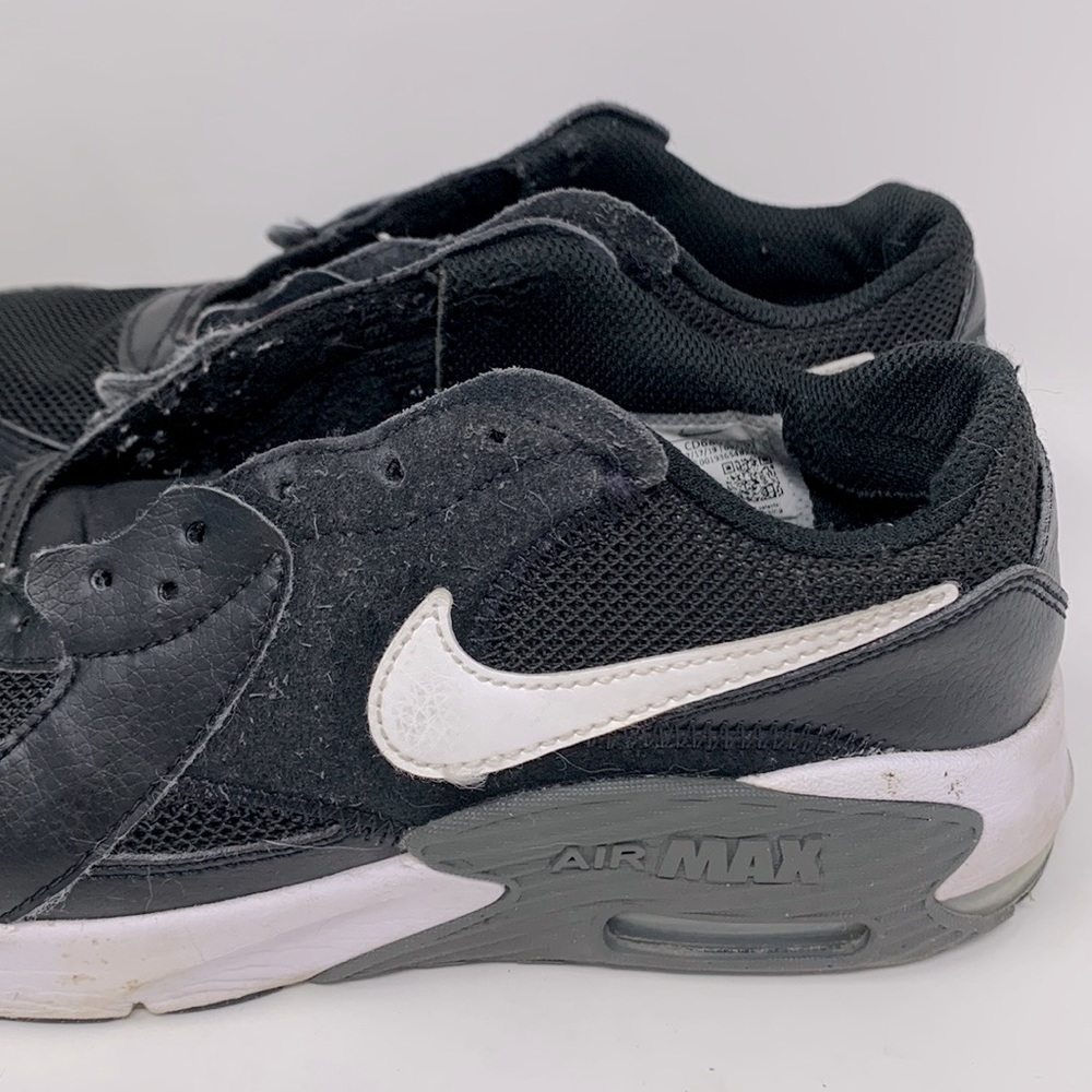 Nike Air Max Excee Low Youth Sz 5 Boys Black White Running Sneakers - Picture 6 of 12